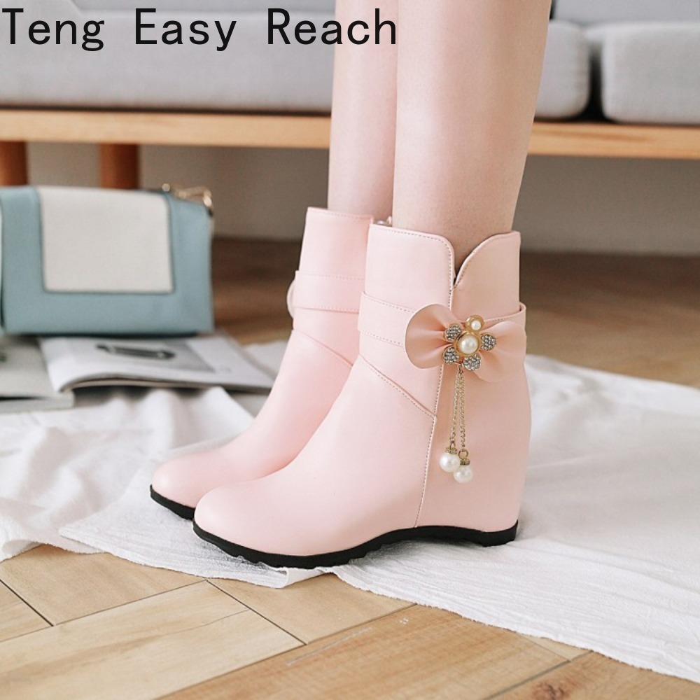 Ethnic Fashion Brands - Bottes mi-mollet blanches à talon compensé