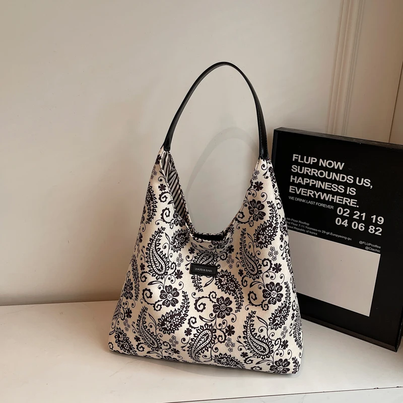 Ethnic Fashion Brands - Sac fourre-tout de luxe léger en