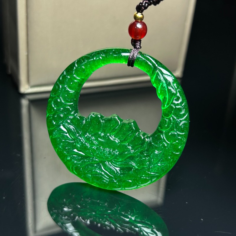 Ethnic Fashion Brands - Pendentif rond de style ethnique vert